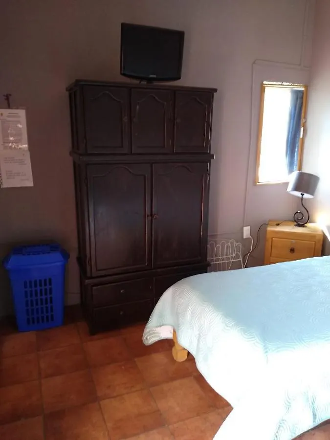 Hostal Don Felipe Γκουανταλαχάρα 0*,